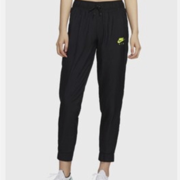 Nike Air Volt 2-in-1 Woven Running Pants Womens Small Black Athletic Soccer Gym - Picture 1 of 15